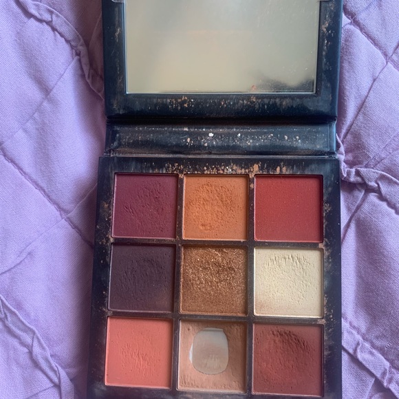 Used eyeshadow HUDA Beauty warm brown obsessions - Picture 2 of 3